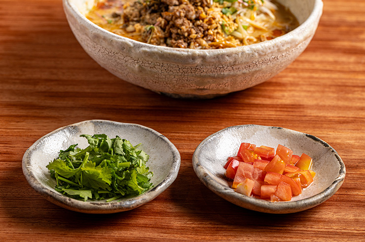 トマトパクチー